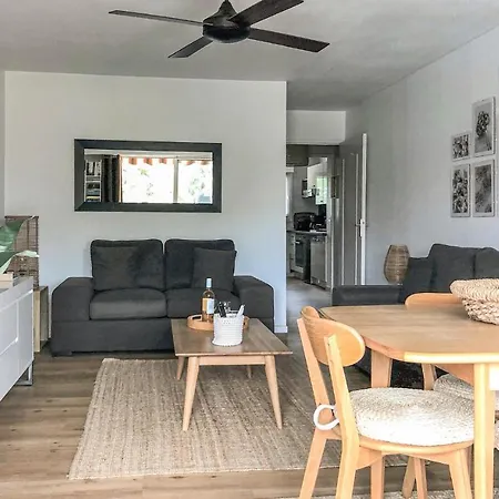 شقة 1 Bedroom Gorgeous In Saint-raphael *