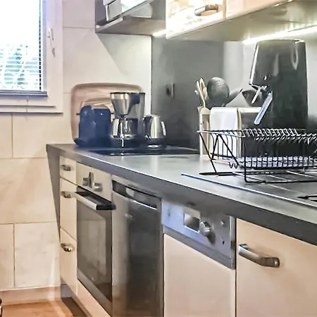 1 Bedroom Gorgeous In Saint-raphael Apartment Boulouris-sur-Mer